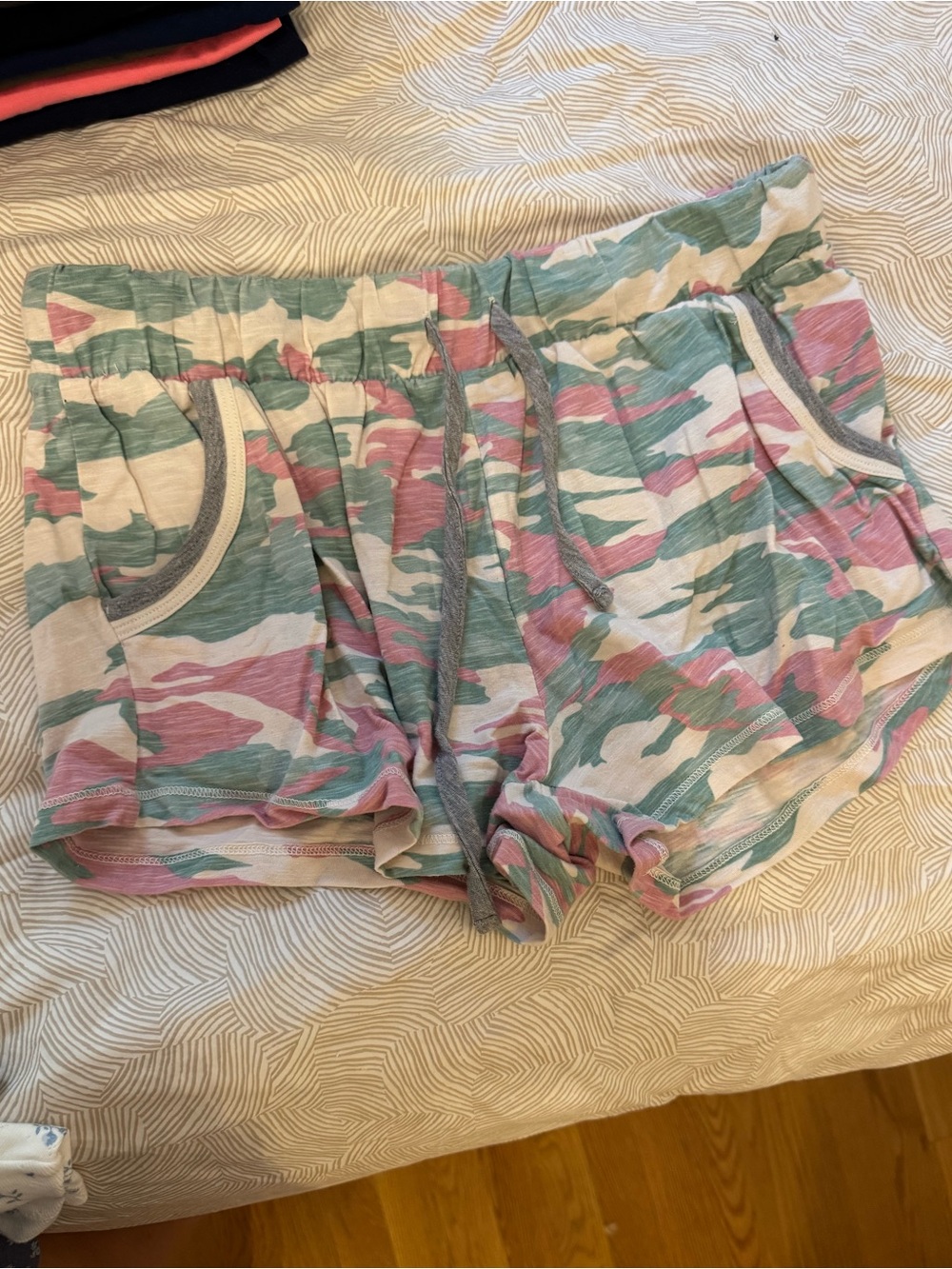 Splendid Colorful Camo Cotton Shorts